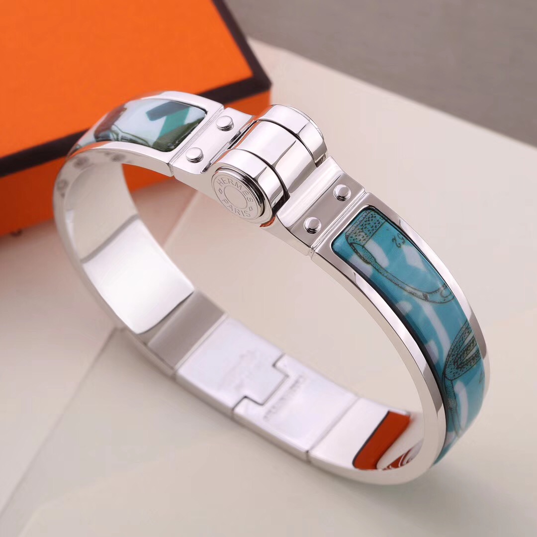 Replica Hermes Printed Enamel Bracelet With SS Plated